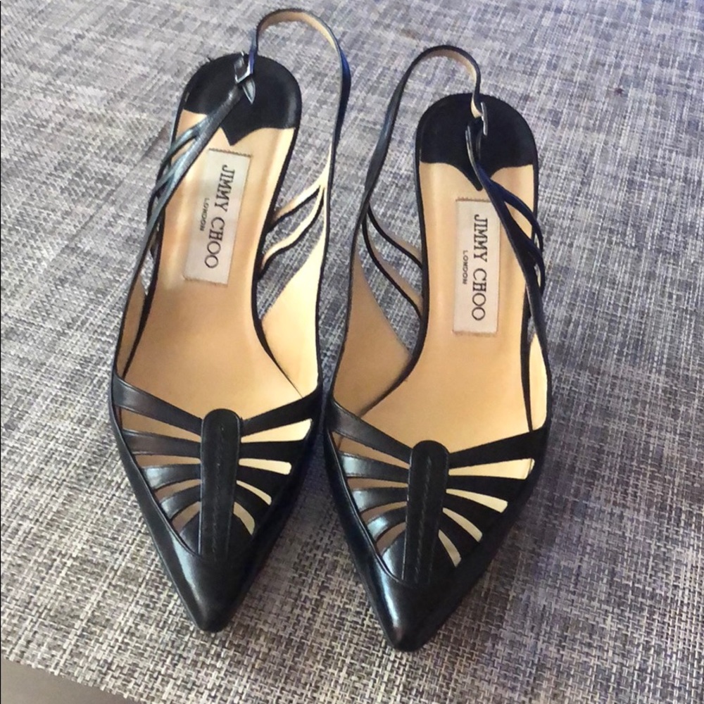 Shose - Picture 2 of 5